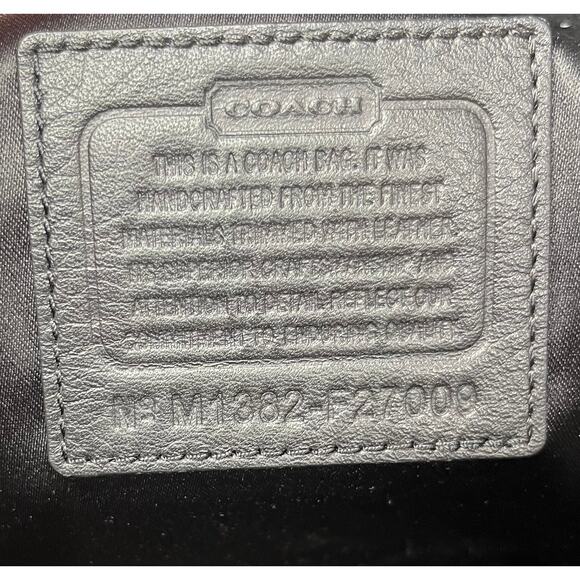 Coach F27009 Taylor Zebra Print Carryall Bag & NWT F51099 Small Wristlet - Picture 13 of 14